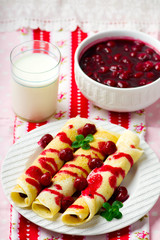  pancakes with cherry sauce