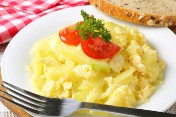Zucchini Scrambled Eggs with bread