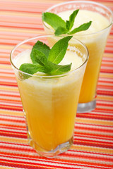 Mango smoothies