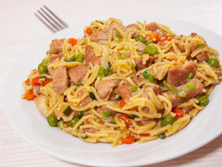 pasta with meat and vegetables mix
