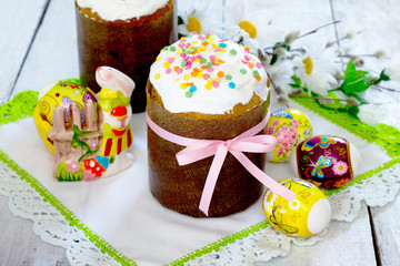 Easter cakes and colored eggs for Easter