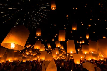 Foto op Canvas Floating lantern in Loy Kratong festival, Chiangmai province of Thailand © Photo Gallery