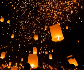 Fototapeten Floating lantern in Loy Kratong festival, Chiangmai province of Thailand © Photo Gallery