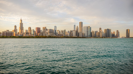Naklejka premium Chicago skyline at sunset