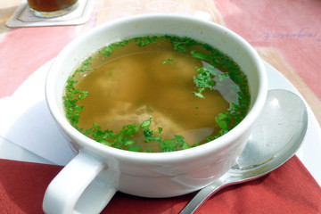 Leberknödelsuppe