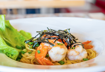 spaghetti pasta with shrimps and sweet japanese sauce