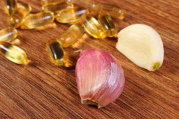 Clove garlic with pills, alternative medicine