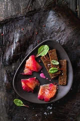 Salted salmon with beetroot 