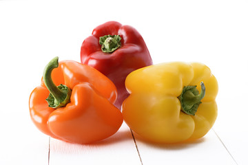 Tres pimientos