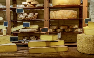 Papier Peint photo Produits laitiers Boutique de divers fromages artisanaux
