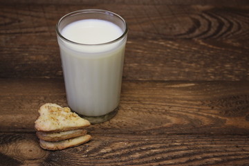 Glass of milk and cookies
