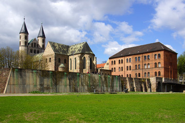 Fototapeta na wymiar Kloster unserer lieben Frauen in Magdeburg