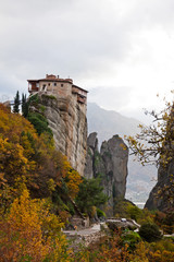 Fototapeta premium Monasteries on the top of rock in Meteora, Greece