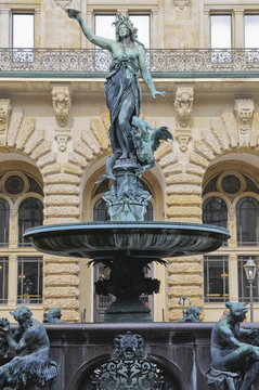 Hygieia-Brunnen, Innenhof, Rathaus Hamburg, Deutschland