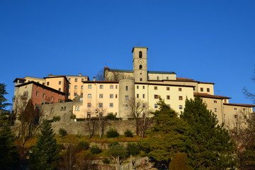 Fototapeta na wymiar Santuario della Beata Vergine di Castelmonte 