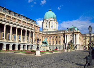 Fototapeta na wymiar Baroque buildings in Vienna, Austria