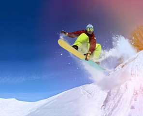 Snowboarder in mountain