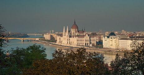Fototapeta premium Hungarian Parliament