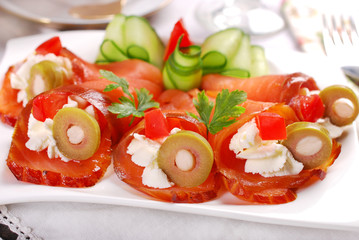 salmon appetizer with cream cheese and olives