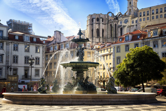 Baroque fountain at rossio square, Lisbon