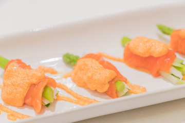 salmon roll