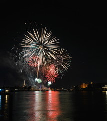 Fototapeta premium firework on new year countdown at temple of dawn in Thailand