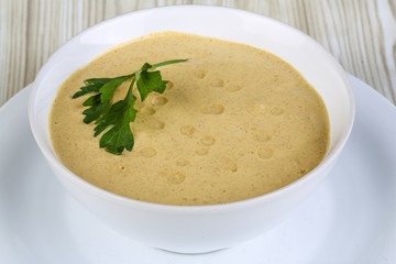 Chicken in walnut sauce