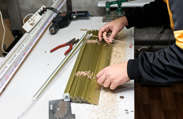 Venetian blind assembly
