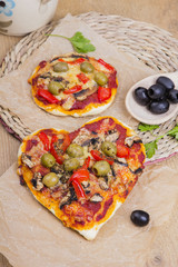 heart shaped pizza
