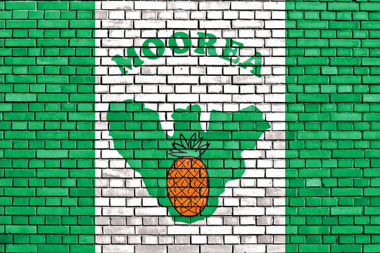 flag of Moorea-Maiao painted on brick wall
