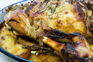 roast leg of lamb with potatoes and rosemary