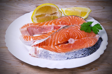 salmon with parsley and lemon