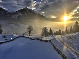 Sonnenaufgang im Gasteinertal Alpen Österreich