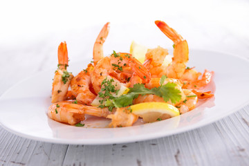fried shrimp with herbs