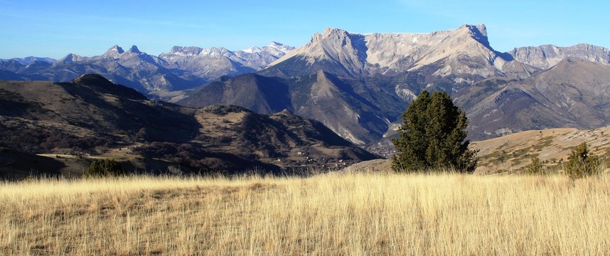 le D&eacute;voluy vu de la montagne de Ce&uuml;ze