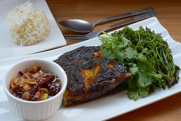 Grilled catfish and tamarind sauce with neem