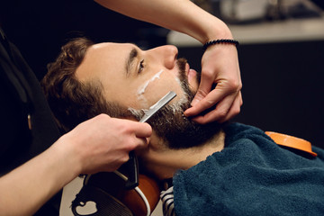 Cutting beard