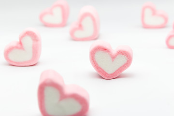 Obraz premium Marshmallow hearts valentine's day on white background