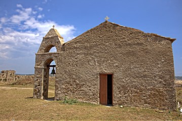 Fototapeta na wymiar medieval church inside the Methoni, Greece