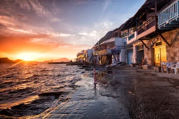 Foto op Canvas Het typische dorpje Klima op het eiland Milos, Griekenland in su © ververidis