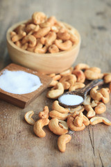 cashew nuts with salt