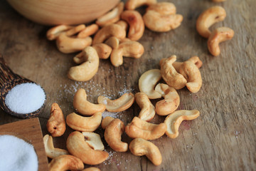 cashew nuts with salt