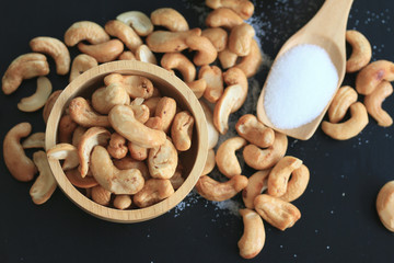 cashew nuts with salt