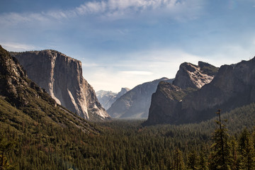 Tunnel View over look Yosemite National Park