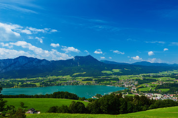 Fototapeta na wymiar Austrian Mondsee lake landscape in summer