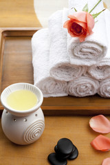 Aromatherapy Oil Burner and towels