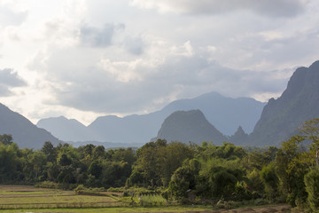 ラオスの街バンビエンの風景