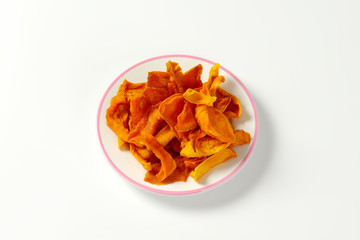 Dried mango slices