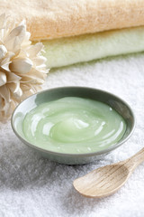 Aloe vera gel and towels