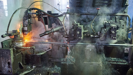 The equipment of the rolling mill for pipe